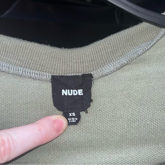 2 for 30‼️ NUDE oversized front tie crewneck - Picture 4 of 4